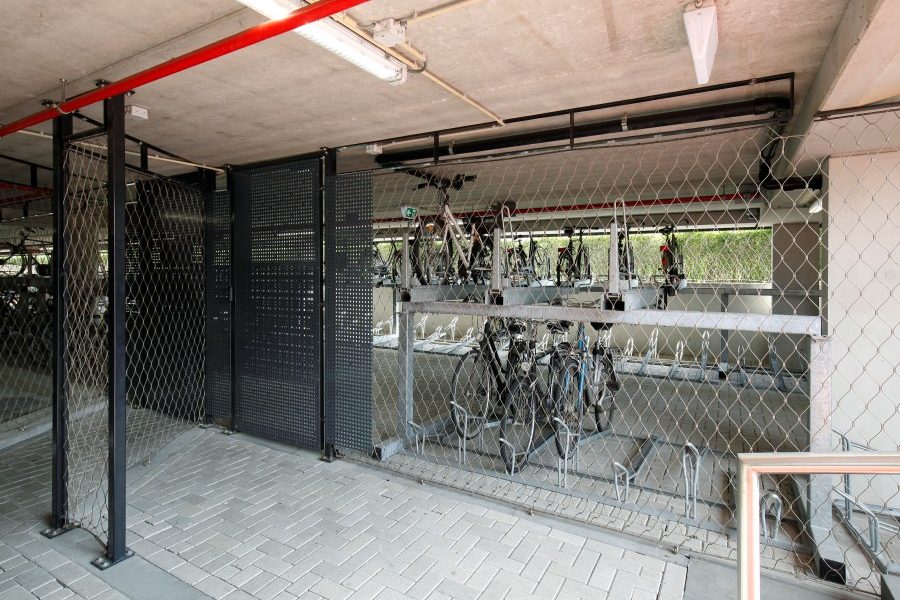 fietsenstalling fluor amsterdam