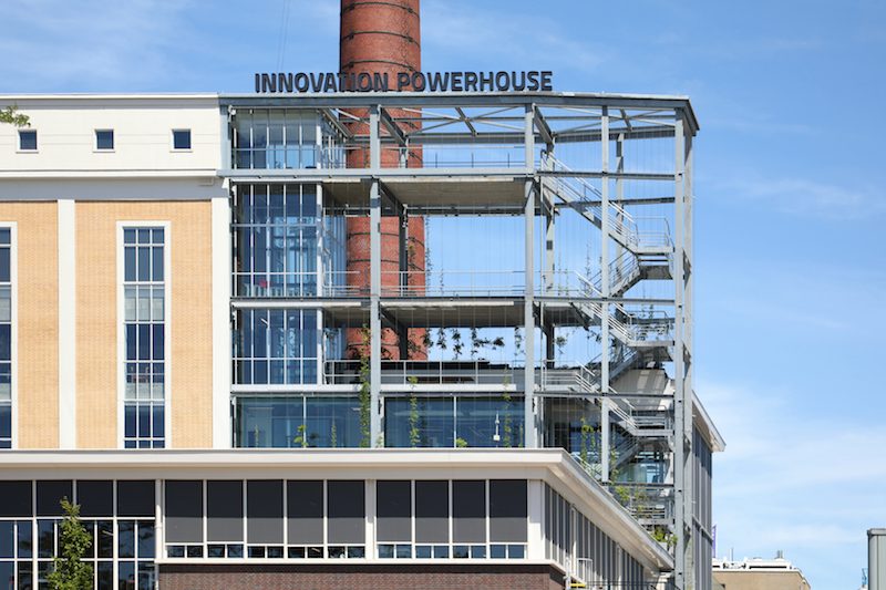 Powerhouse Eindhoven groene gevel horizontale spankabels Carl Stahl